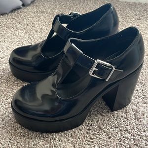 Madden Girl Sz 7.5 Black Platform Mary Jane Style Shoes